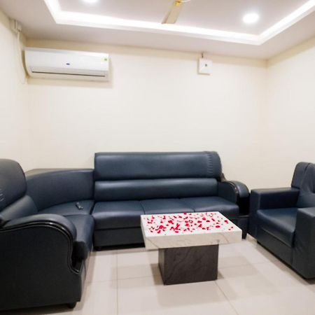 Hotel Parameshwara Luxury Awaits Vijayawāda Exterior foto